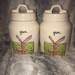 Rae Dunn give canisters